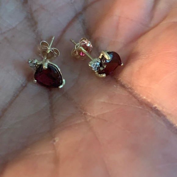 Genuine 10KT Gold Diamond & Garnet Studs - Picture 2 of 4